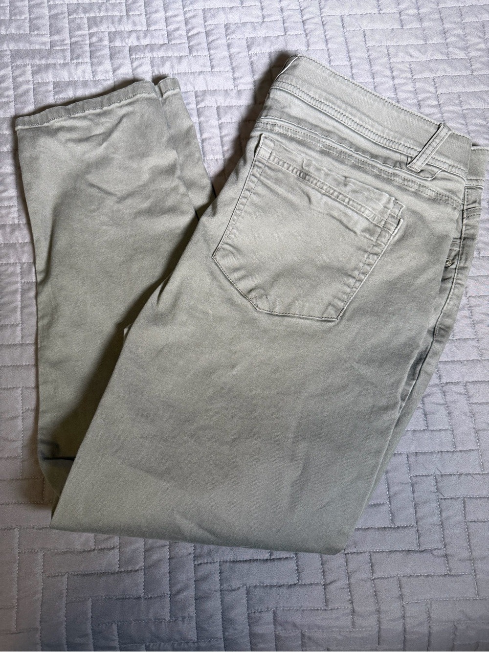 Democracy Women's gray skinny jeans - Picture 2 of 5